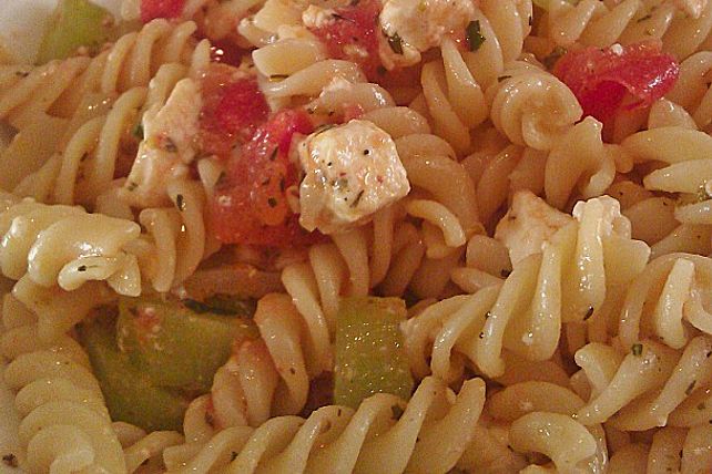 Nudeln mit Gemüse und Feta - Käse von kaizersorchestra| Chefkoch