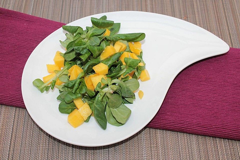 Feldsalat mit Mango