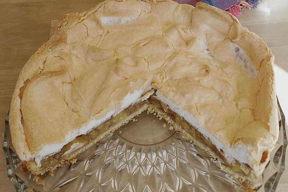 Apfelkompottkuchen mit Baiserhaube