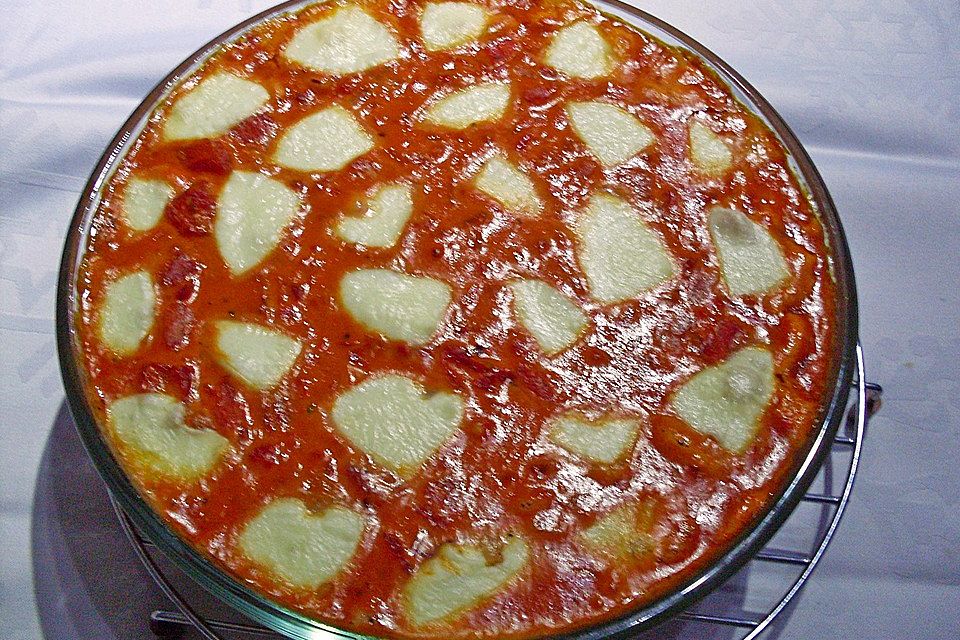 Hackbällchen mit Tomatensauce und Mozzarella