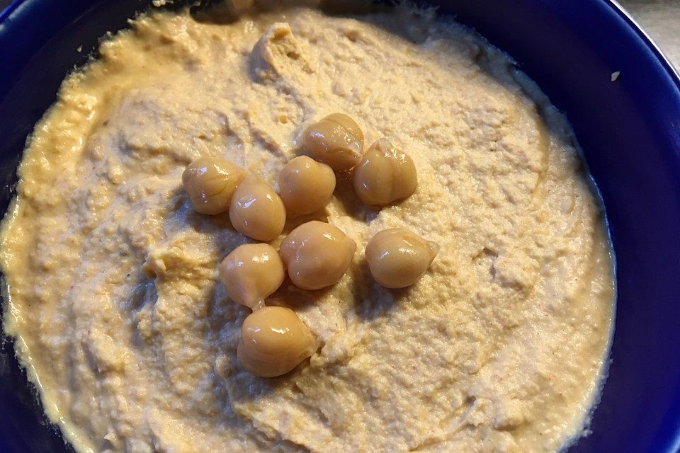 Merceiles Hummus auf türkische Art