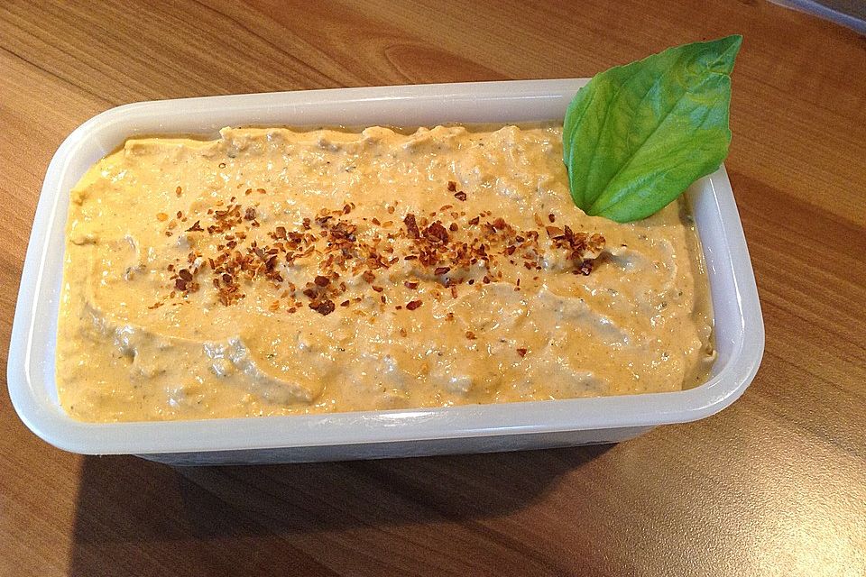 Merceiles Hummus auf türkische Art