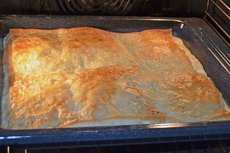 Burek oder Börek, wie mein Mann ihn macht