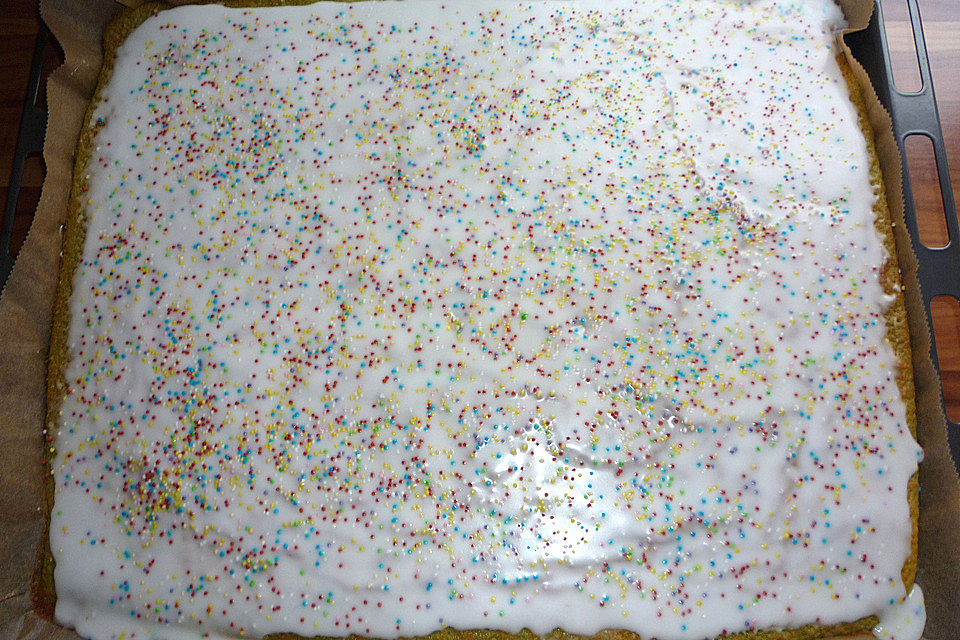 Konfetti - Kuchen Konfetti - Kuchen