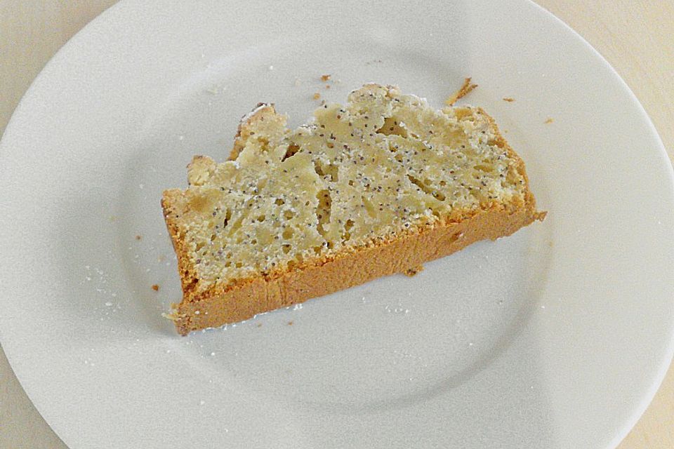 Marzipankuchen mit leckeren Marzipanstreuseln Marzipankuchen mit leckeren Marzipanstreuseln