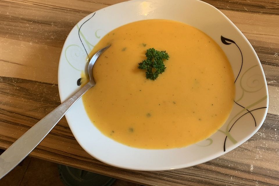 Kartoffel-Kürbis-Suppe