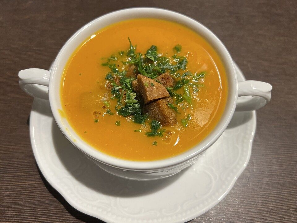 Kartoffel-Kürbis-Suppe von maija2| Chefkoch Kartoffel-Kürbis-Suppe von maija2| Chefkoch