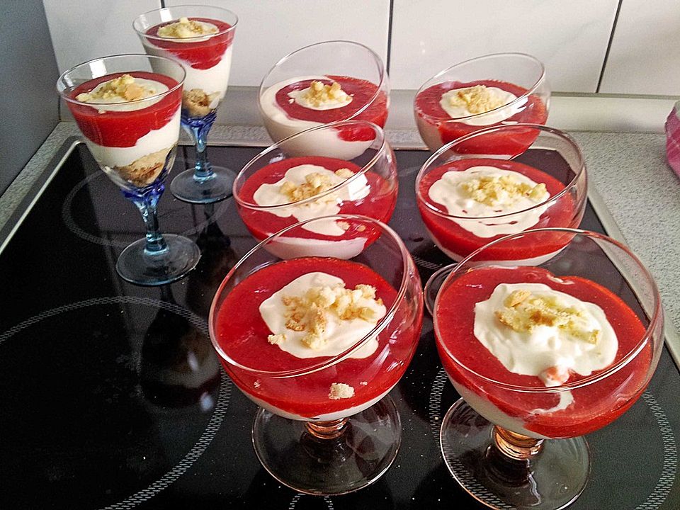 Erdbeer - Trifle ohne Mascarpone von Sunny_29| Chefkoch Erdbeer - Trifle ohne Mascarpone von Sunny_29| Chefkoch