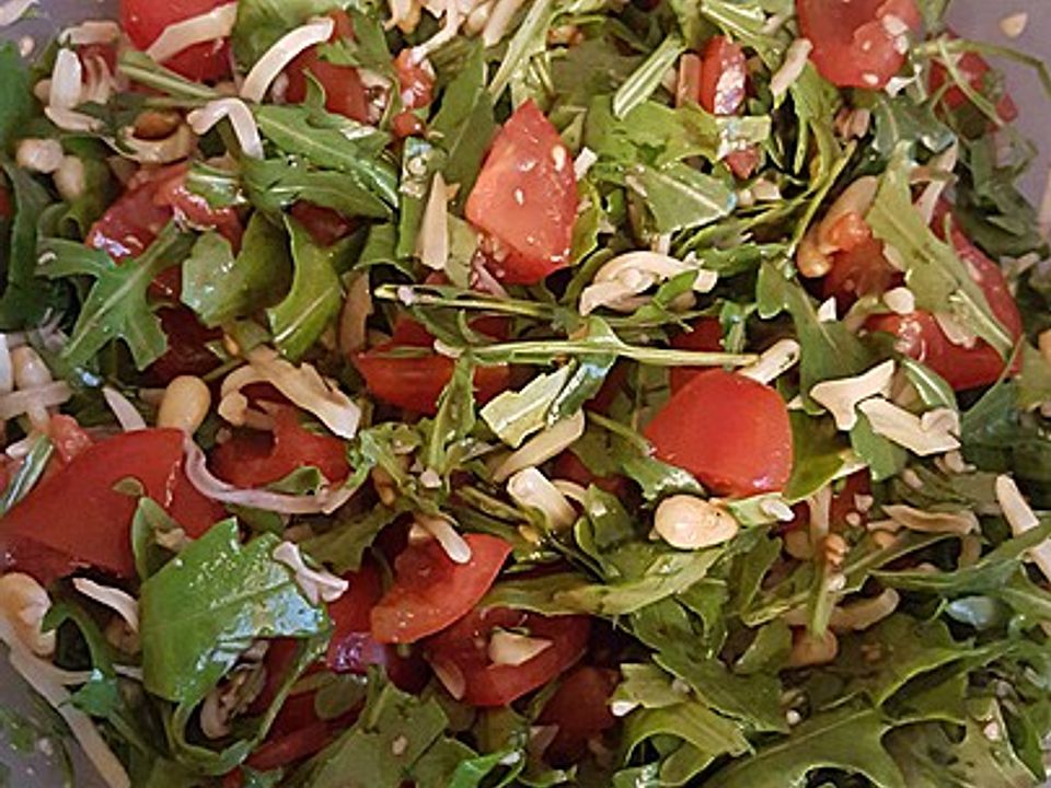 Rucolasalat mit Tomaten und Pinienkernen von roccy09| Chefkoch