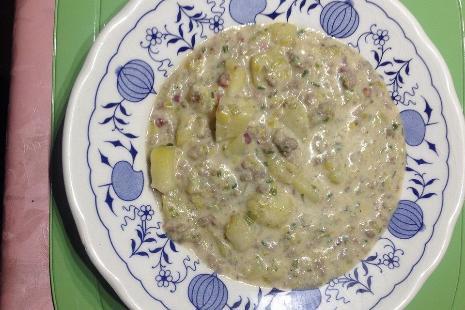 Hackfleisch-Lauch-Suppe