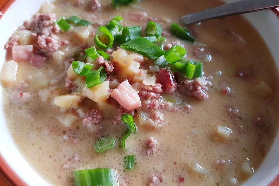 Hackfleisch-Lauch-Suppe