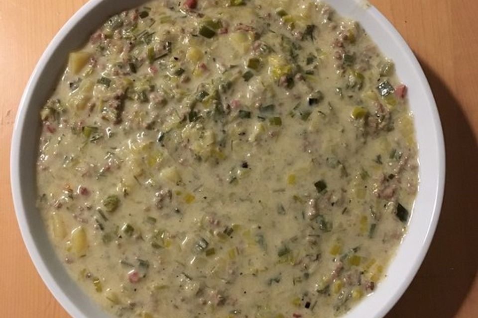 Hackfleisch-Lauch-Suppe