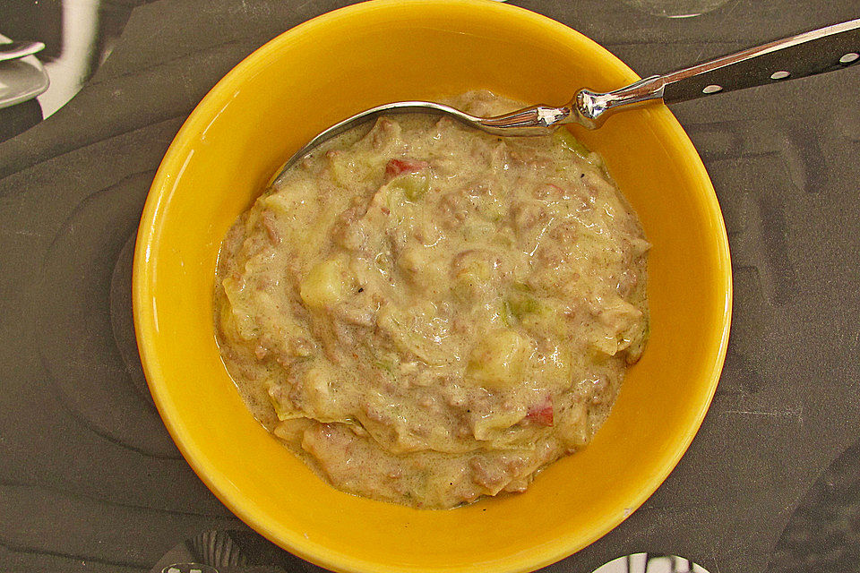 Hackfleisch-Lauch-Suppe