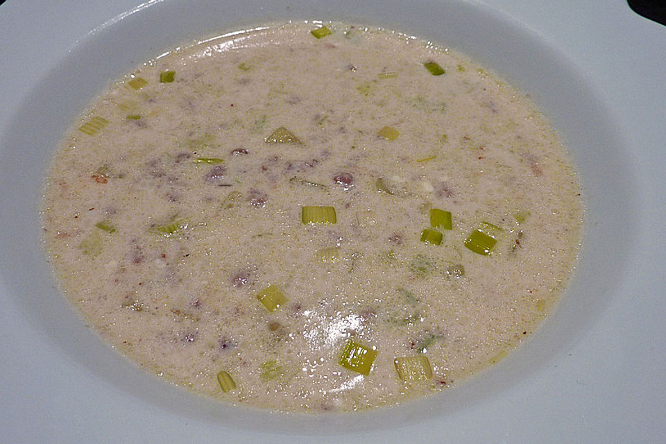 Hackfleisch-Lauch-Suppe