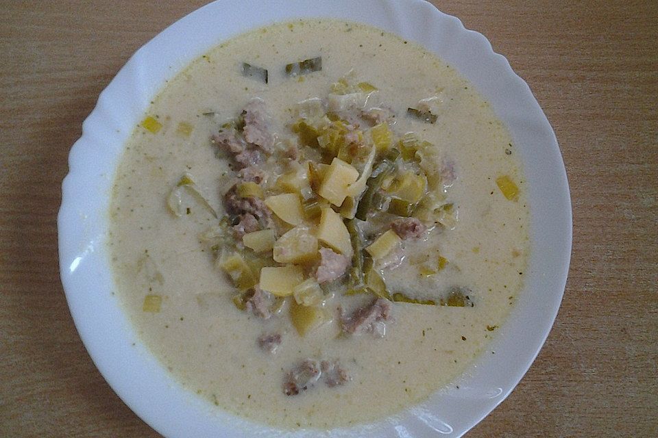 Hackfleisch-Lauch-Suppe