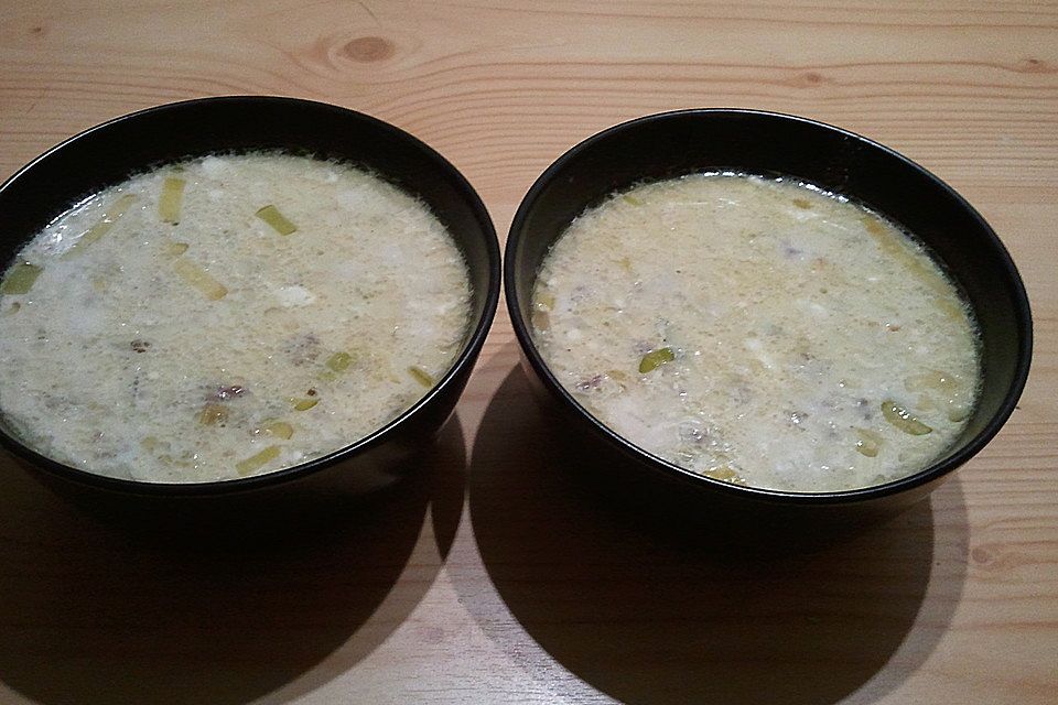 Hackfleisch-Lauch-Suppe