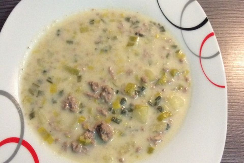 Hackfleisch-Lauch-Suppe