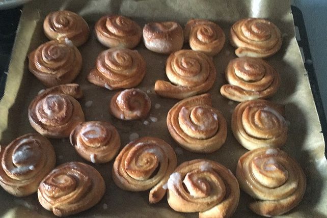 Zimtrollen von Nicky0110| Chefkoch Zimtrollen von Nicky0110| Chefkoch