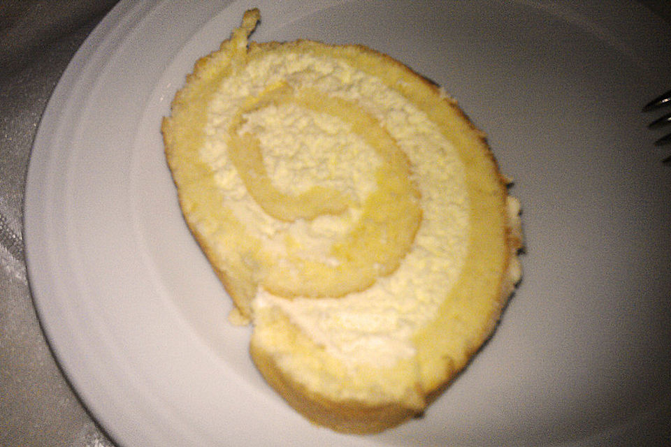 Zitronenbiskuitrolle Zitronenbiskuitrolle
