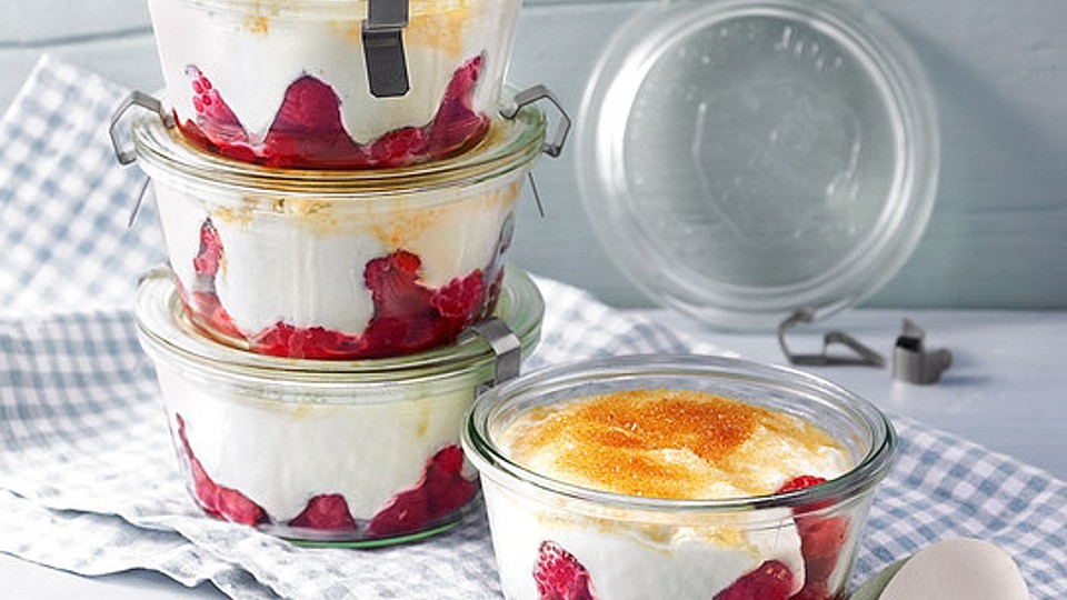 Himbeer Sahne Joghurt Traumdessert Von Flowerbomb Chefkoch