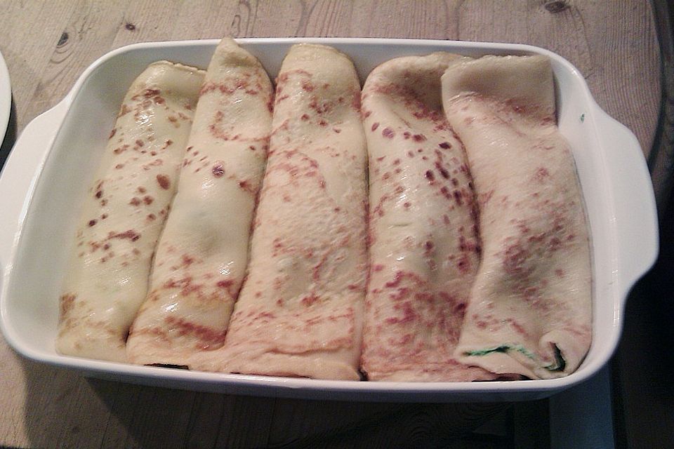 Pfannkuchen mit Ricotta-Spinat Füllung