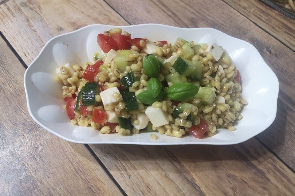 Tomaten-Mozzarella-Salat mit Ebly