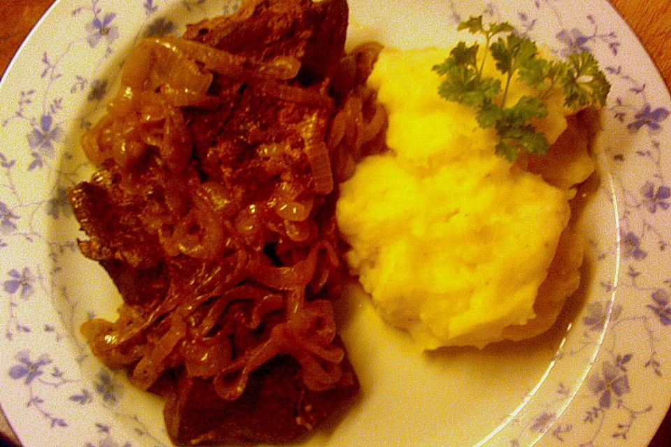Leber mit Zwiebeln Leber mit Zwiebeln