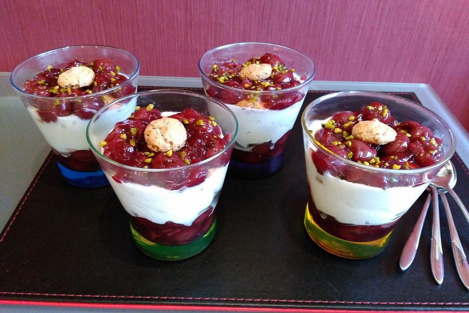 Kirschen - Amaretto - Dessert