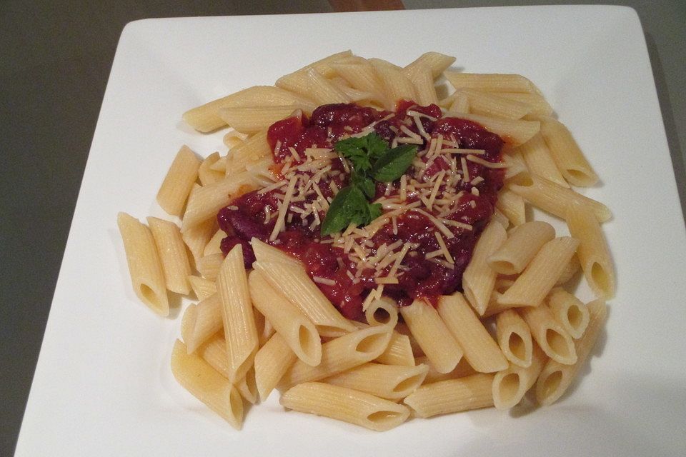 Spaghetti mit Bohnen - Speck - Soße