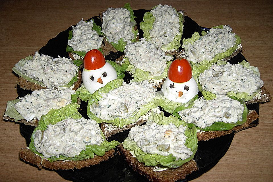 Rodelndes Schneemännchen