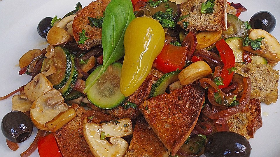 Lauwarmer Brotsalat-image