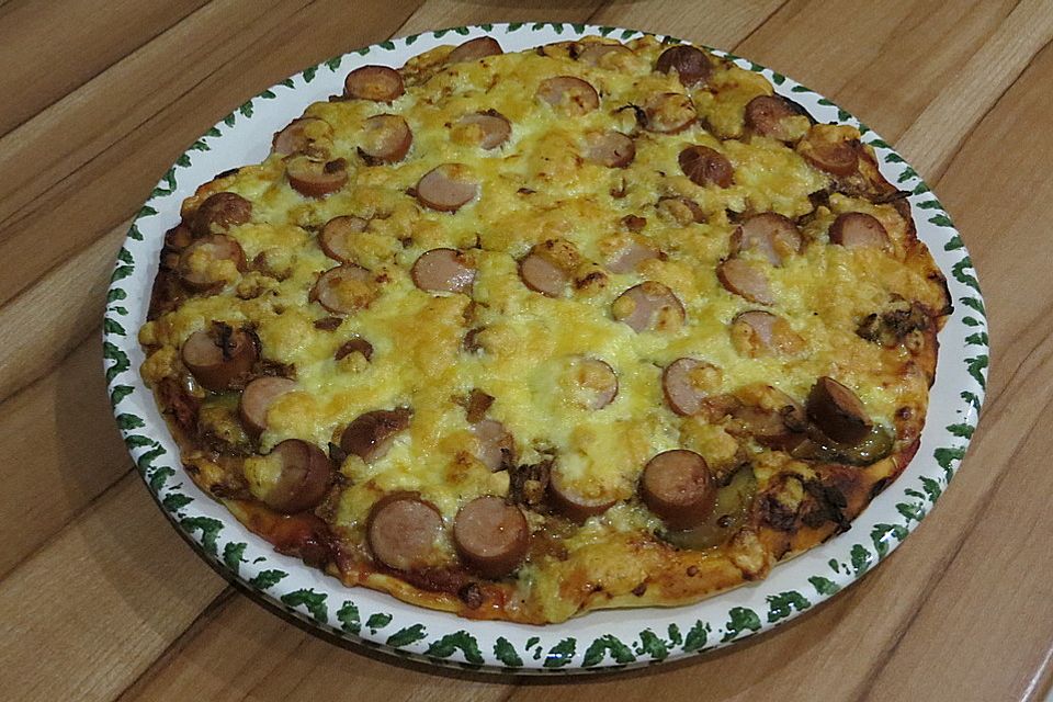 Hot Dog Pizza - Cheesy