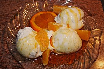 Vanille - Quark - Mousse mit Orangen