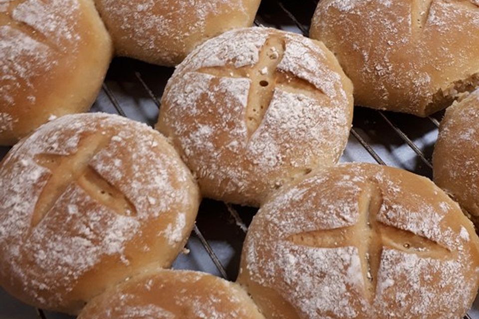 Dinkelbrötchen Dinkelbrötchen