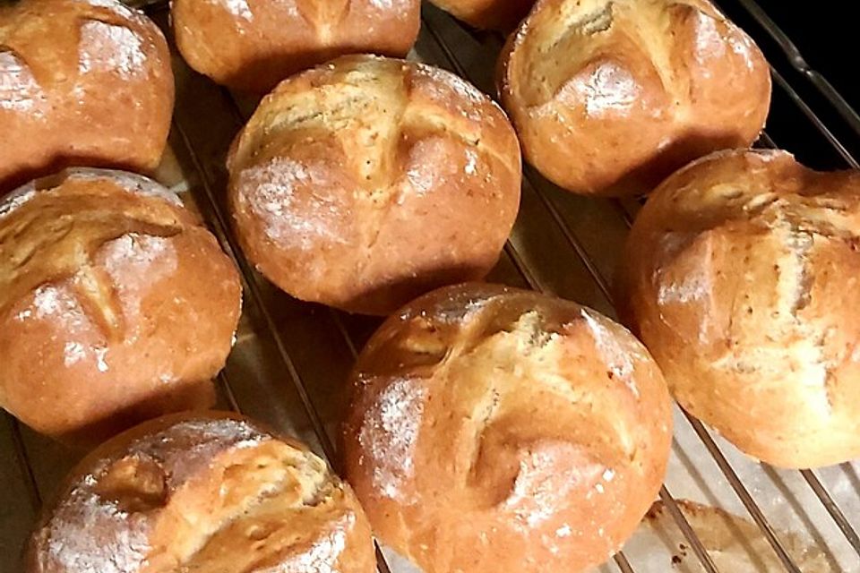 Dinkelbrötchen Dinkelbrötchen