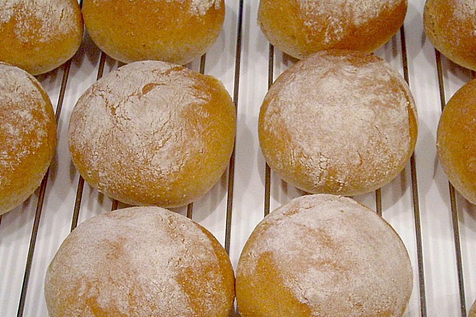 Dinkelbrötchen Dinkelbrötchen