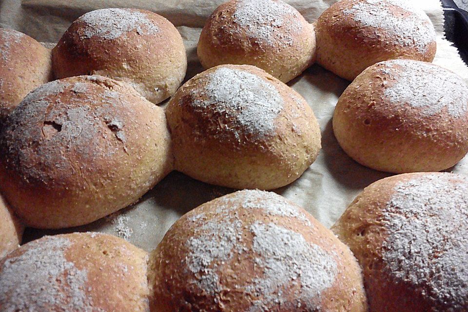 Dinkelbrötchen Dinkelbrötchen