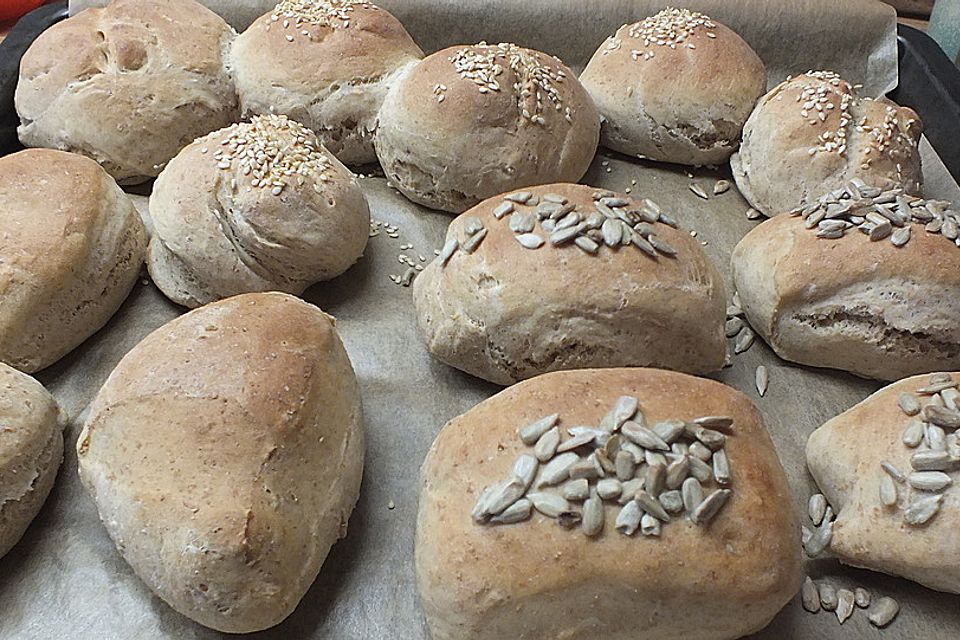 Dinkelbrötchen Dinkelbrötchen