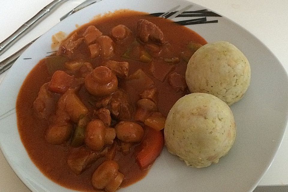 Paprikagulasch Paprikagulasch