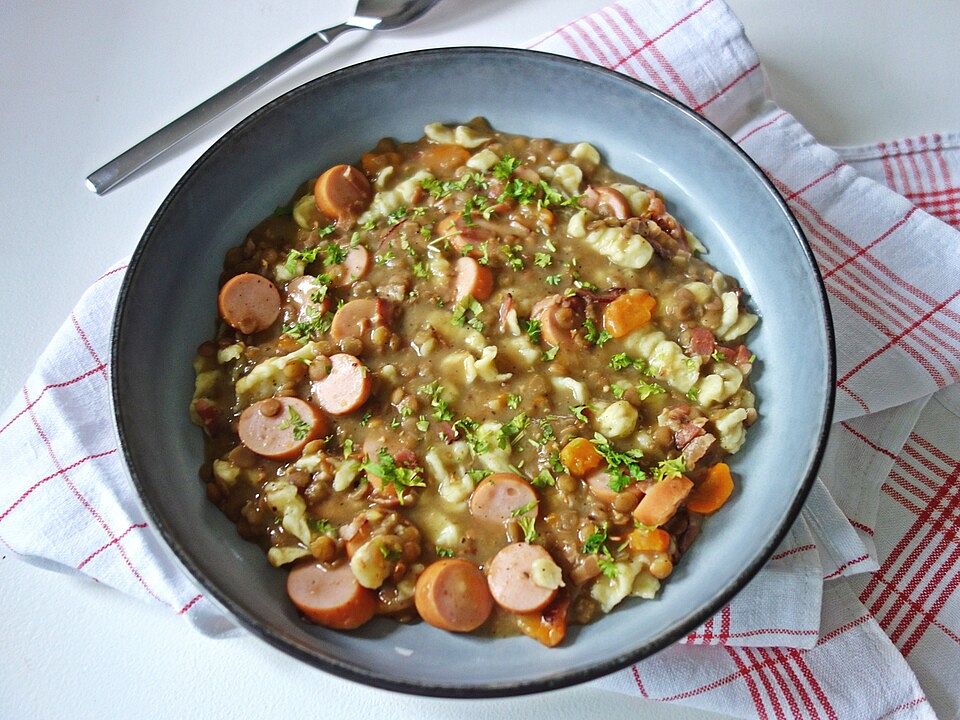 Linsensuppe mit Würstchen von Suppenname| Chefkoch