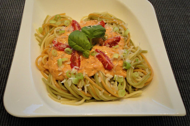 Spaghetti mit würziger Brunch - Sauce von MissDynamite| Chefkoch