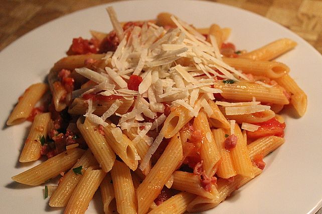 Feurige Penne mit Speck von lmo| Chefkoch