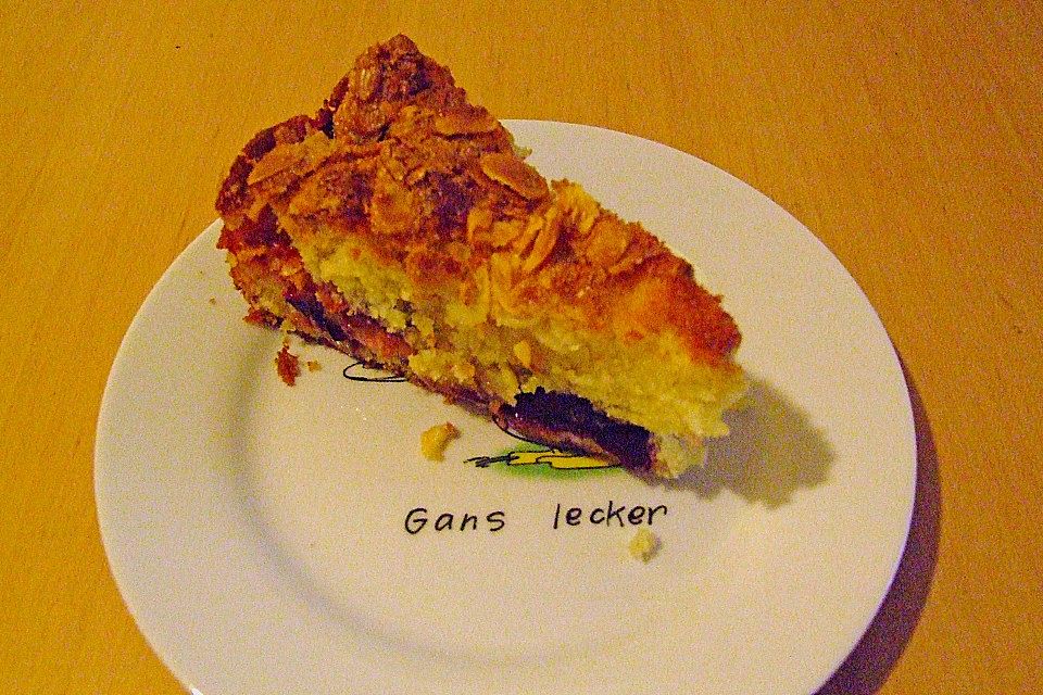 Mandel - Knusperkuchen mit  Zwetschgen