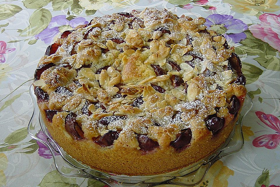 Mandel - Knusperkuchen mit  Zwetschgen