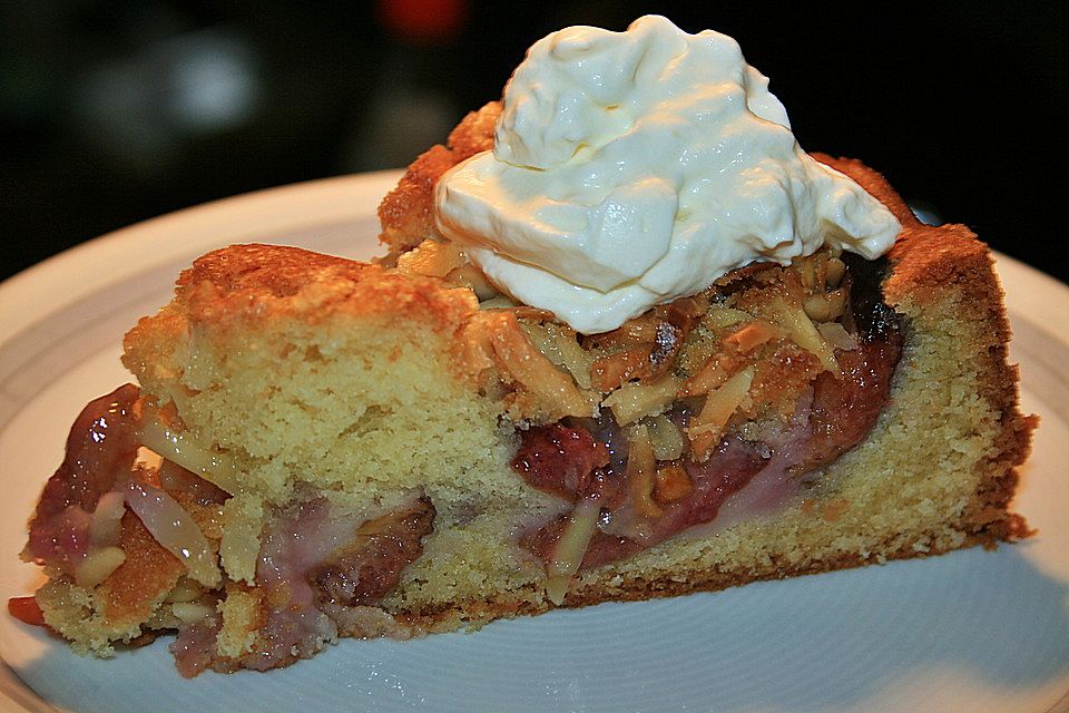 Mandel - Knusperkuchen mit  Zwetschgen