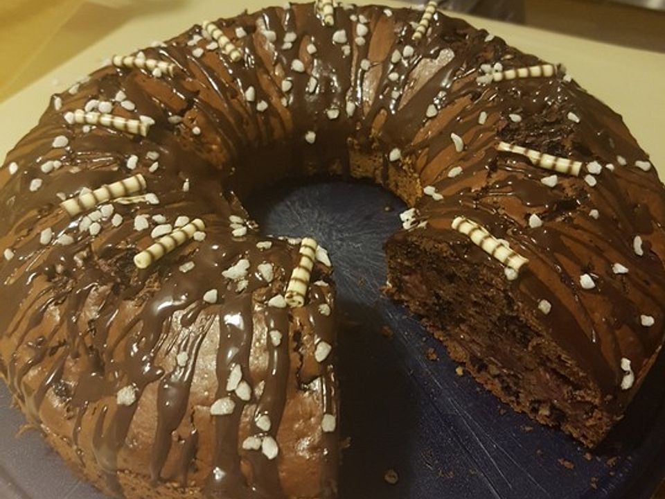 Schneller Schokoladenkuchen mit Kirschen von Dober| Chefkoch