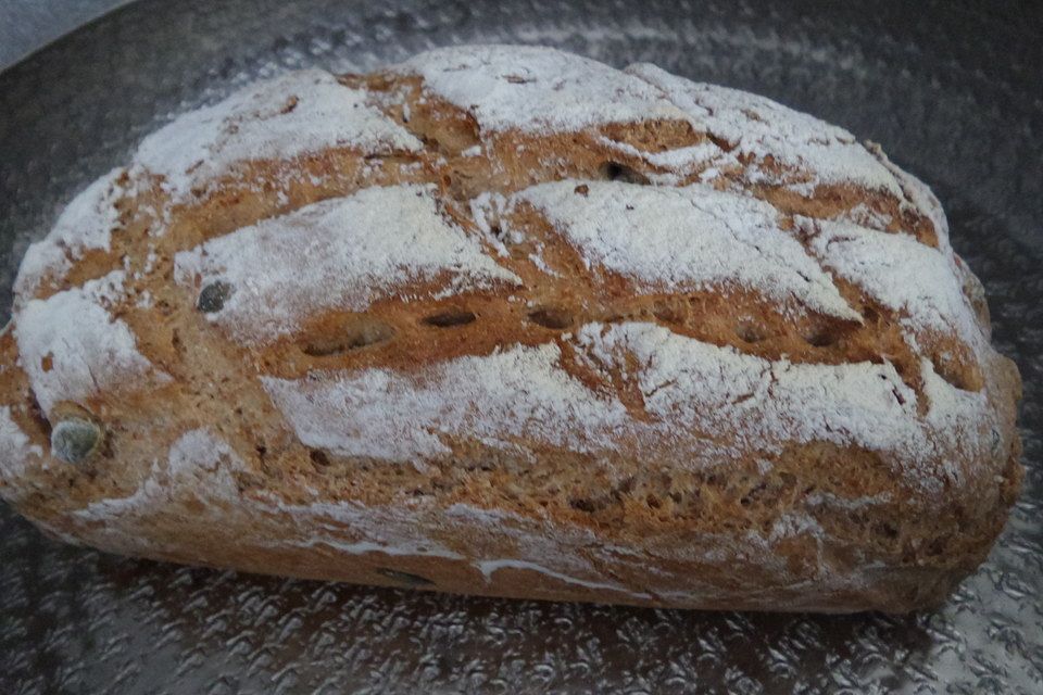 Dinkel - Vollkornbrot mit Schwarzbier