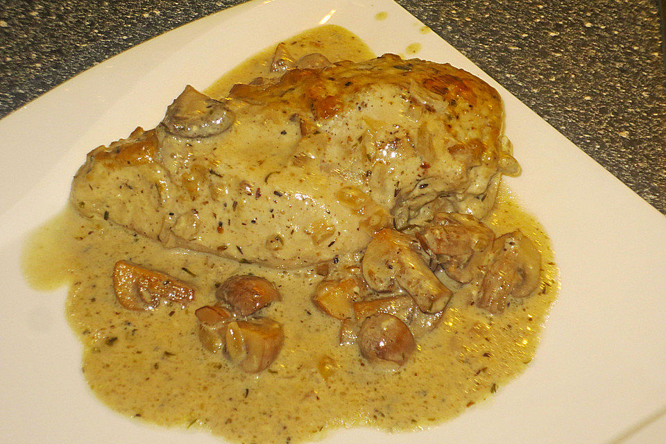 Schnitzelauflauf mit Champignon - Weißwein - Sahnesoße