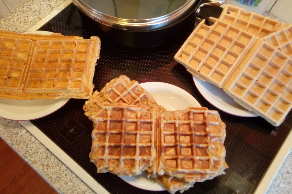 Rosinenkinds fettarme Buttermilchwaffeln