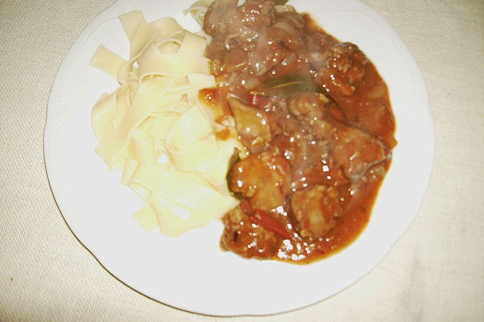 Pasta mit Hühnerleberragout